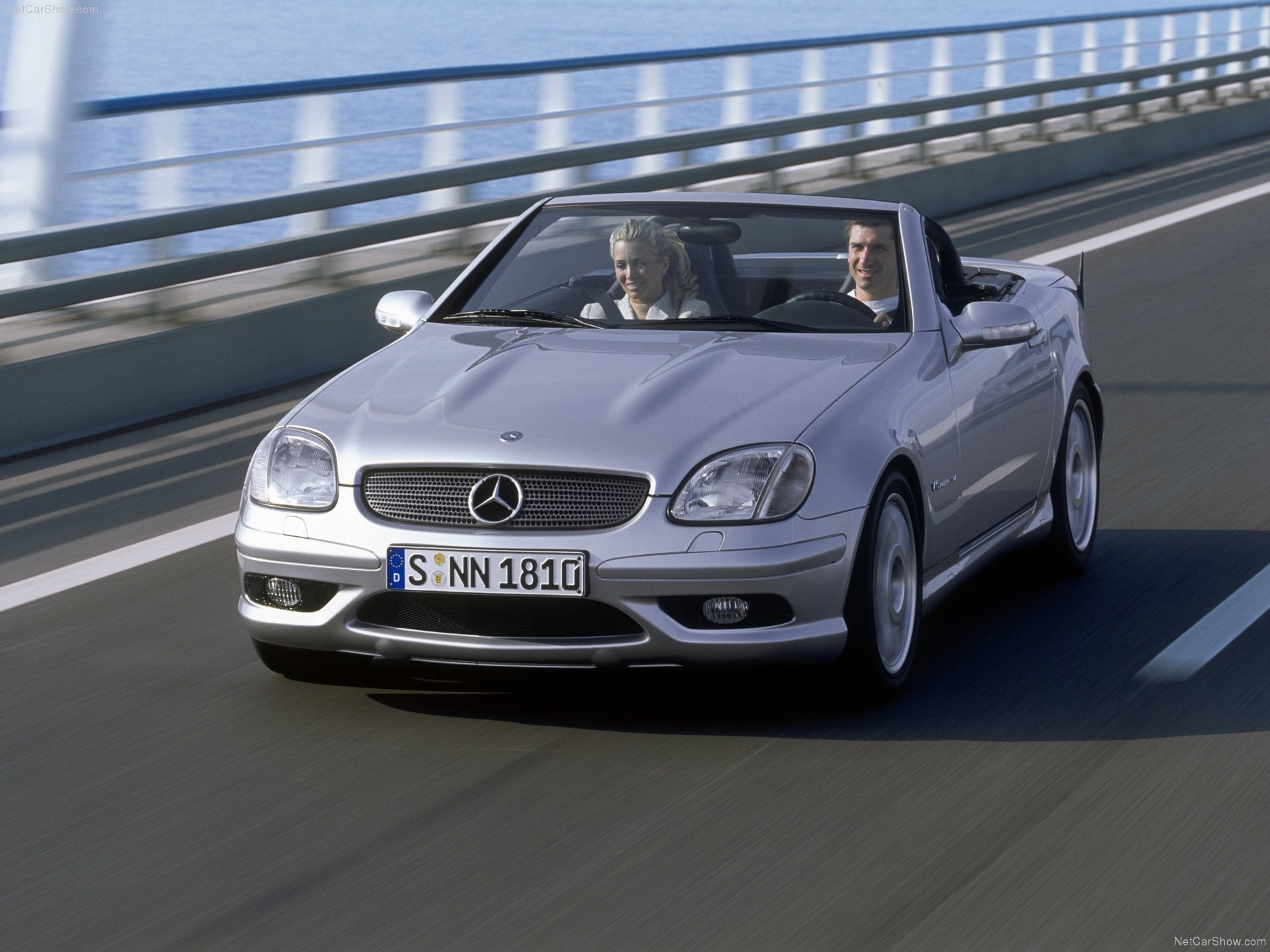 Mercedes-Benz-SLK32_AMG-2002-HD.jpg